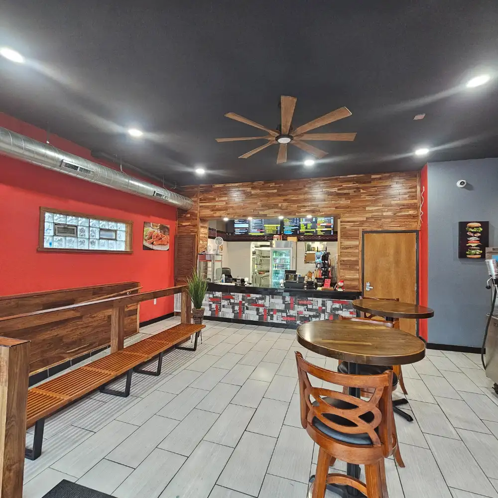 D'sign Pizza restaurant interior – family-friendly dining in Milwaukee